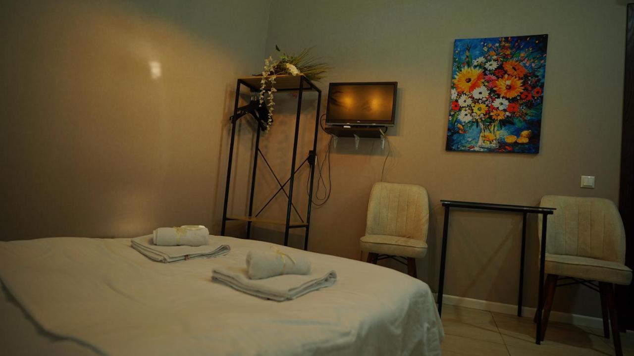 Cozy Flat In Center Of Tbilisi Apartment Ngoại thất bức ảnh